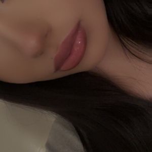 Meet your Posher, 𝘤𝘪𝘤𝘪 ♡